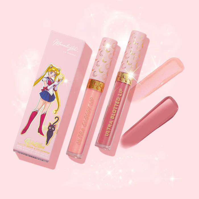 Sailor Moon lipstick kit with sparkly packaging